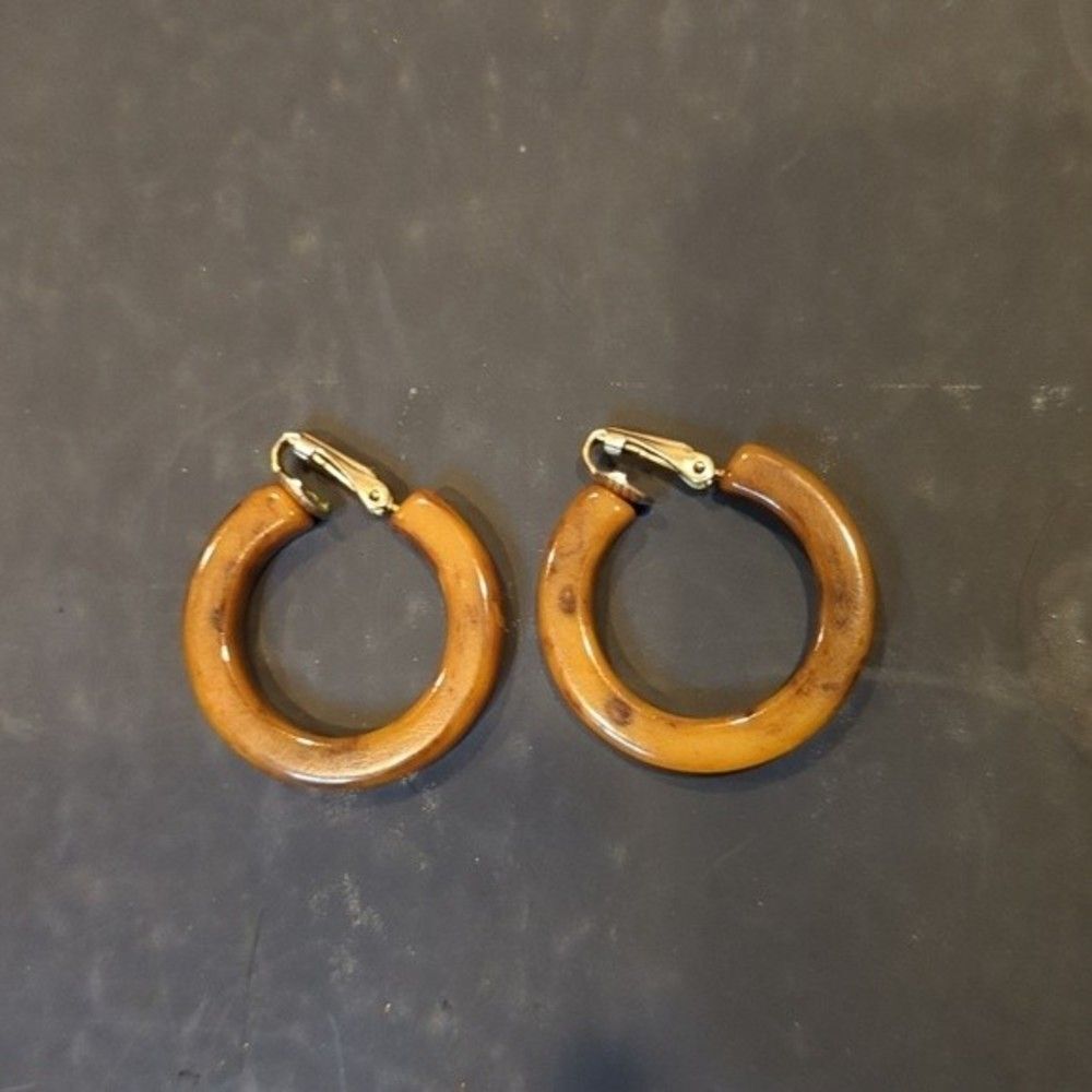 Vintage bakelite hoop clip on earrings